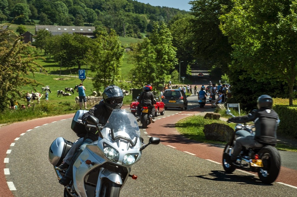 motor huren in echt limburg via motoshare