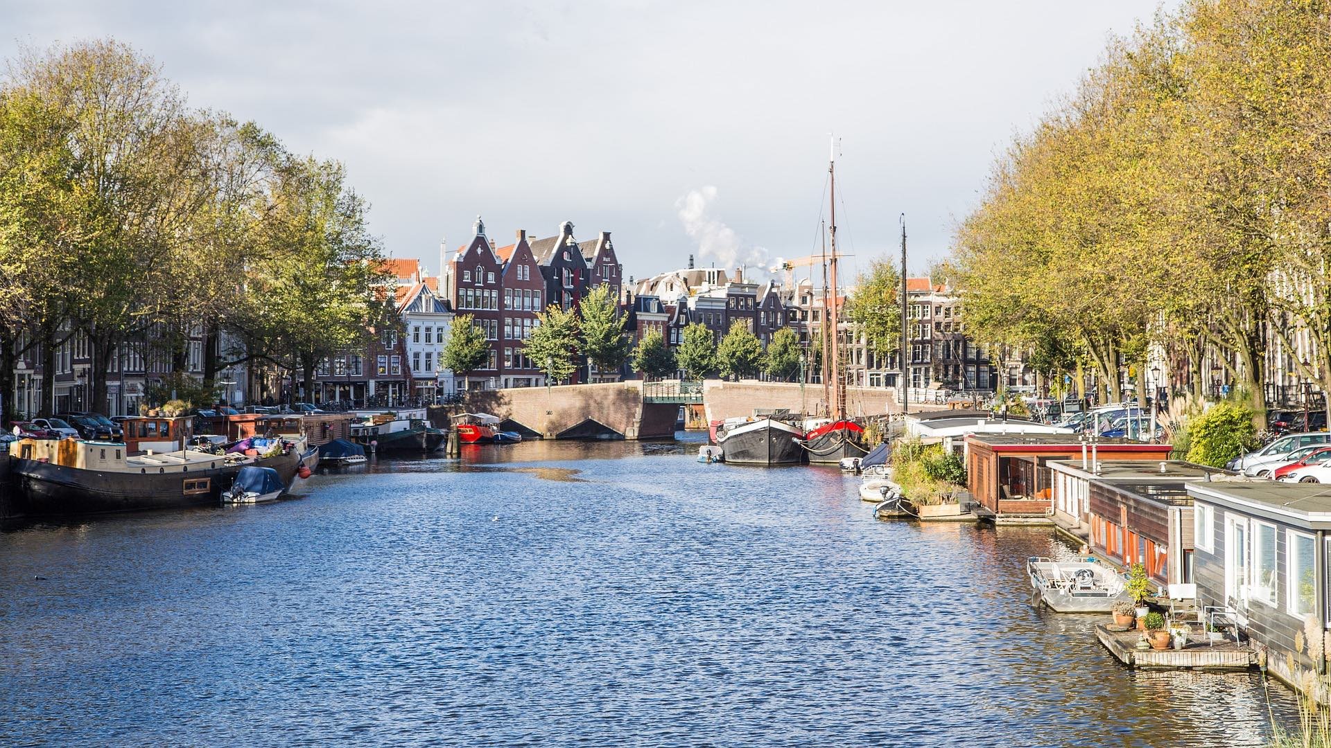 motor rijden in amsterdam via motoshare